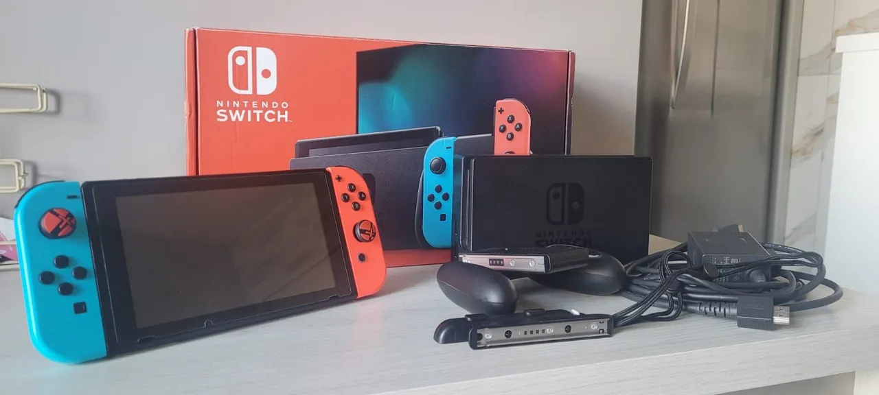 Controle Nintendo Switch Pro (Nintendo Switch 1) - Peças e