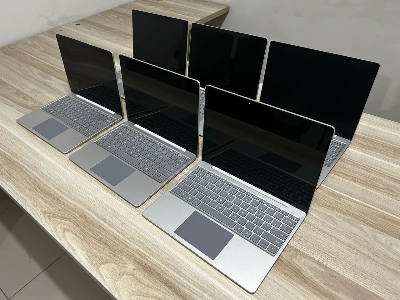 Lote Notebook Surface GO i5 10ª 8GB 128GB Touchscreen - Foto 3
