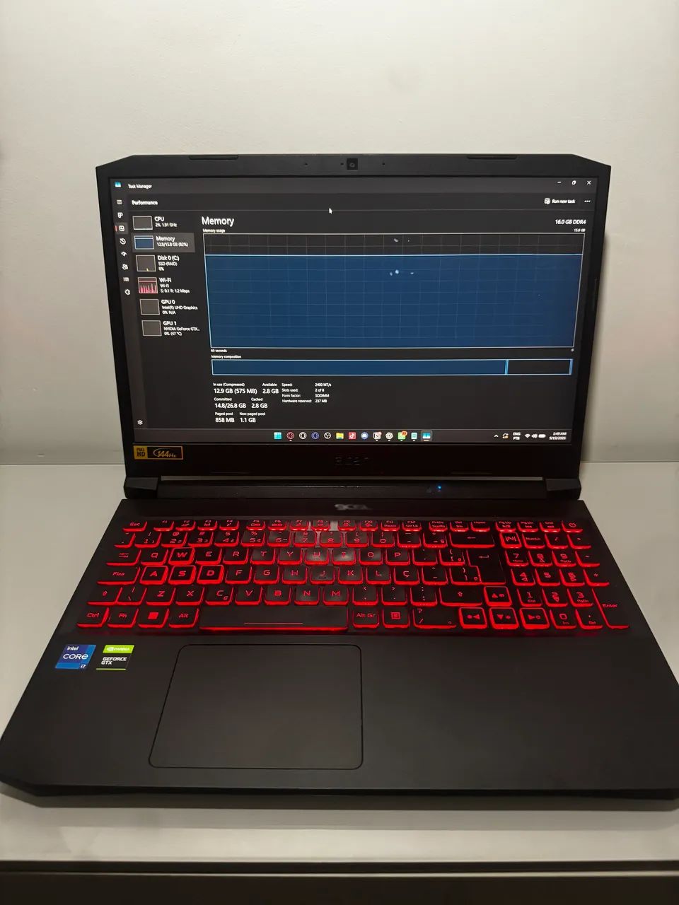 Acer Nitro 5 GTX 1650 + Teclado gamer