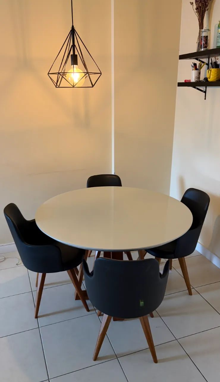 Mesa de Jantar Redonda de Vidro e Madeira - Foto 2