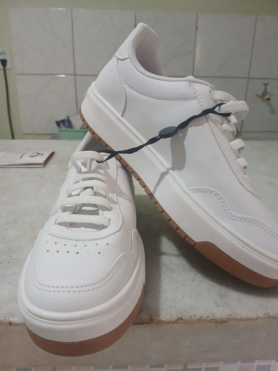 Tenis branco feminino  - Foto 2