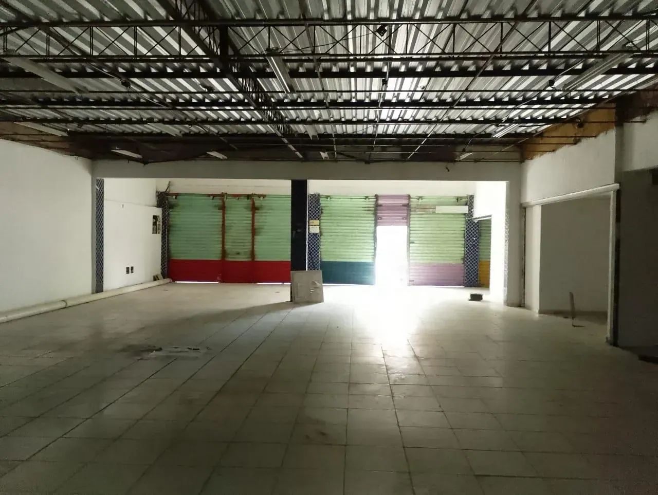 Ótimo Ponto Comercial Proxima Mercado e Posto Combustível - Foto 5