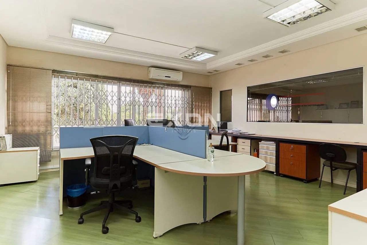 Imóvel Comercial no Vista Alegre com 13 Salas, Elevador  Curitiba - Foto 5