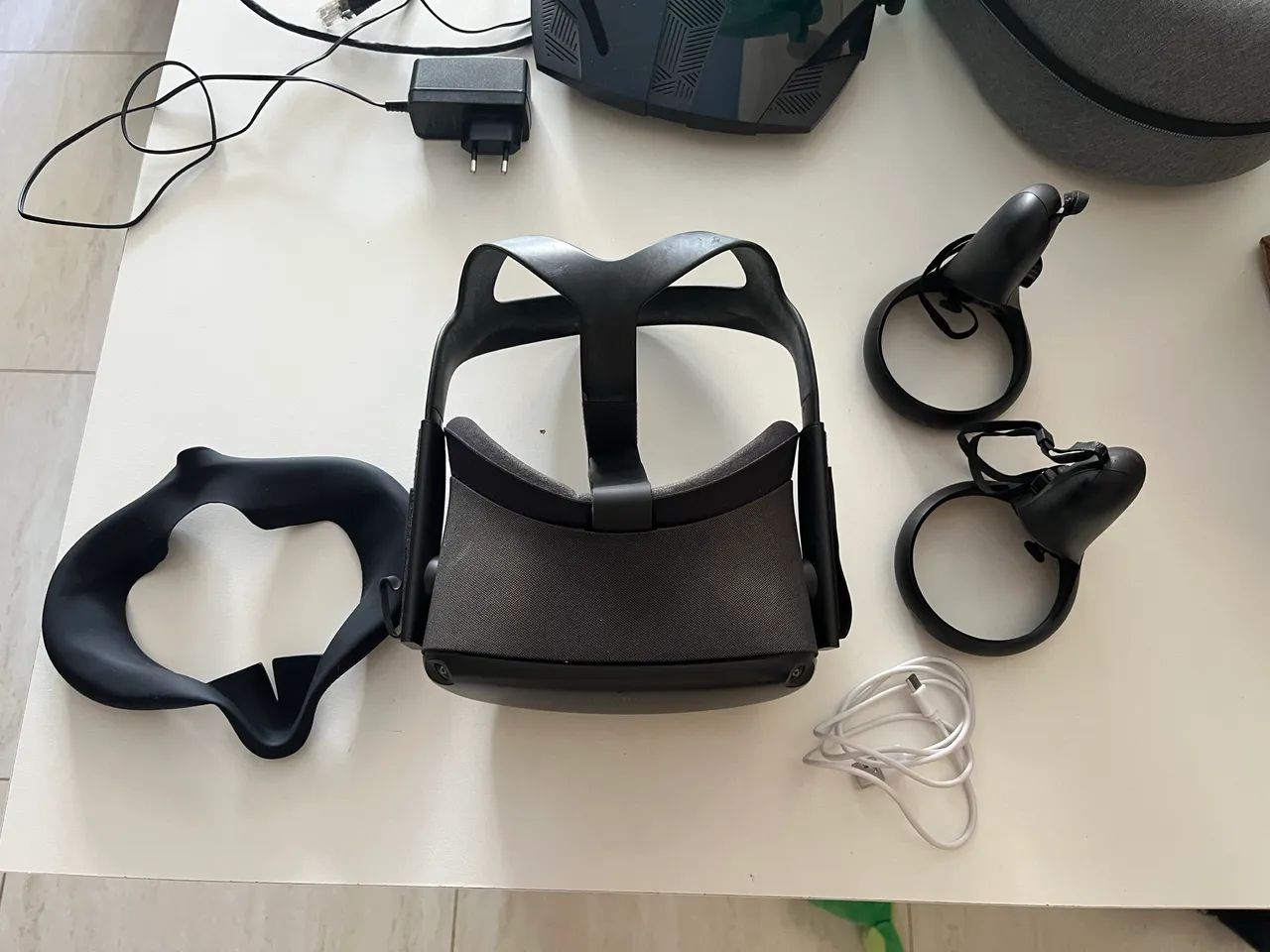 Oculus Quest 1 64GB Completo com Acessorios - Funcionando