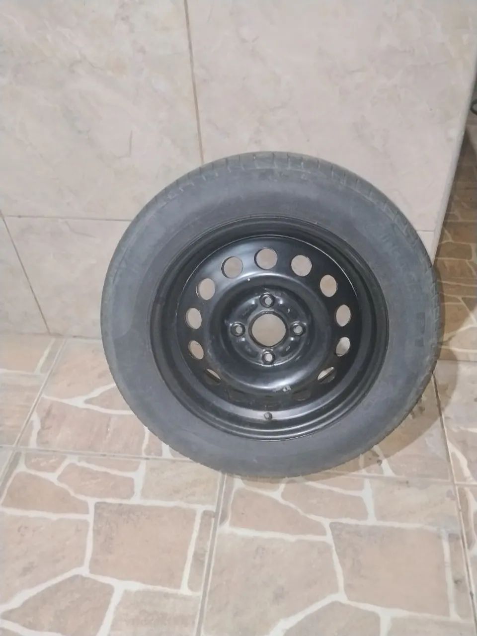 Roda Aro 15 Ford com Pneu - Foto 3