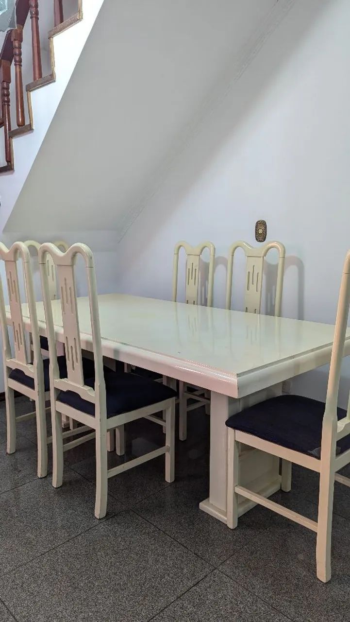 Jogo de mesa com 6 cadeiras  - Foto 2