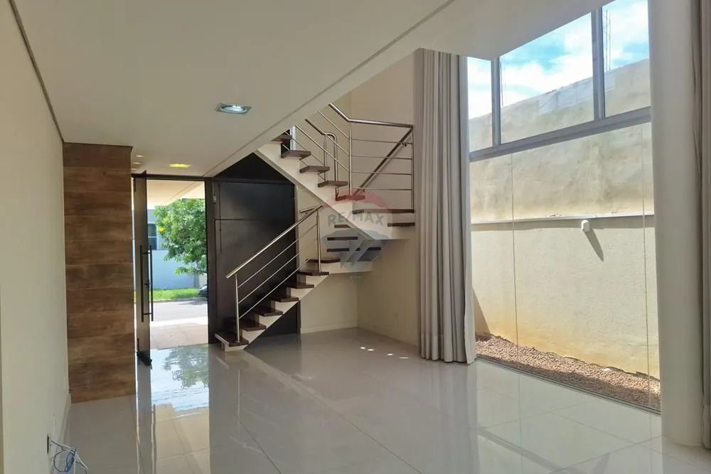 casa com 4 quartos sendo 2 suítes - Foto 3