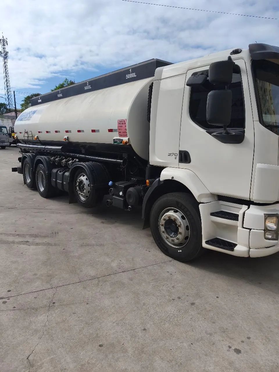 Volvo vm 270 bi truck tanque - Foto 4