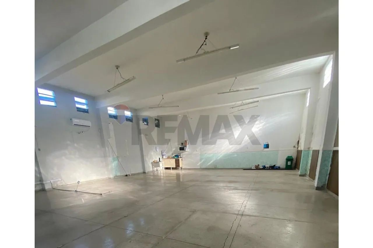 Sala Comercial Ampla, Moderna e com Excelente Visibilidade Comercial no Centro de Várzea P - Foto 3