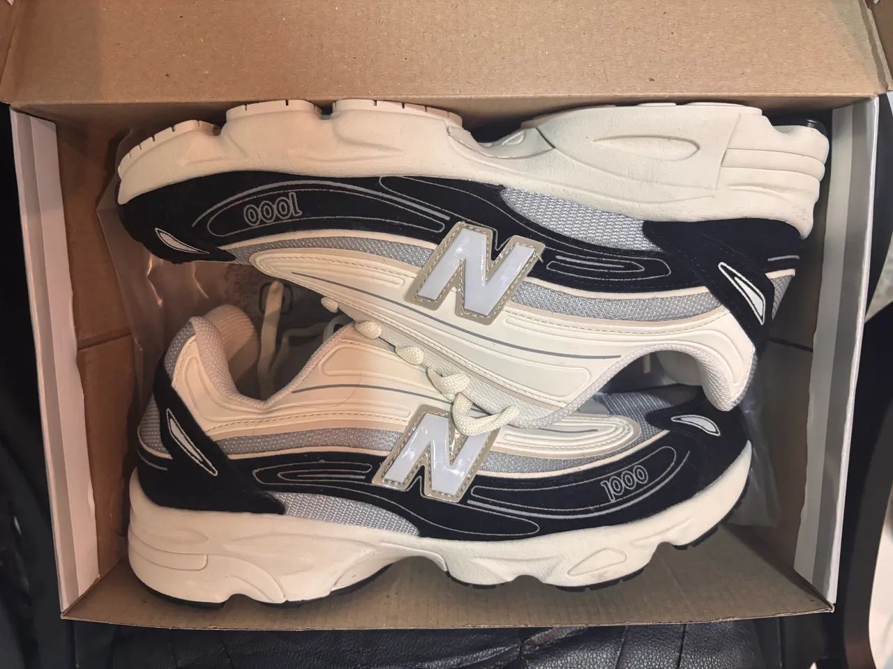 Tênis NewBalance 1000 Creme NUNCA USADO