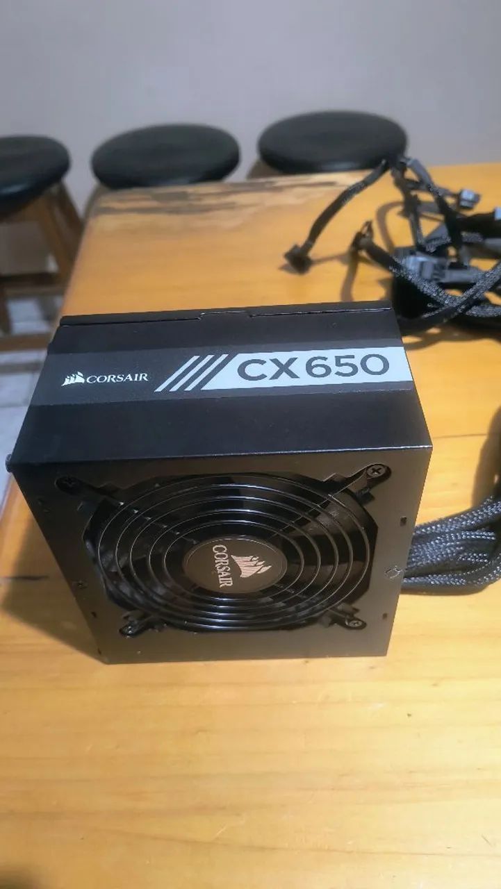 Fonte Corsair cx650