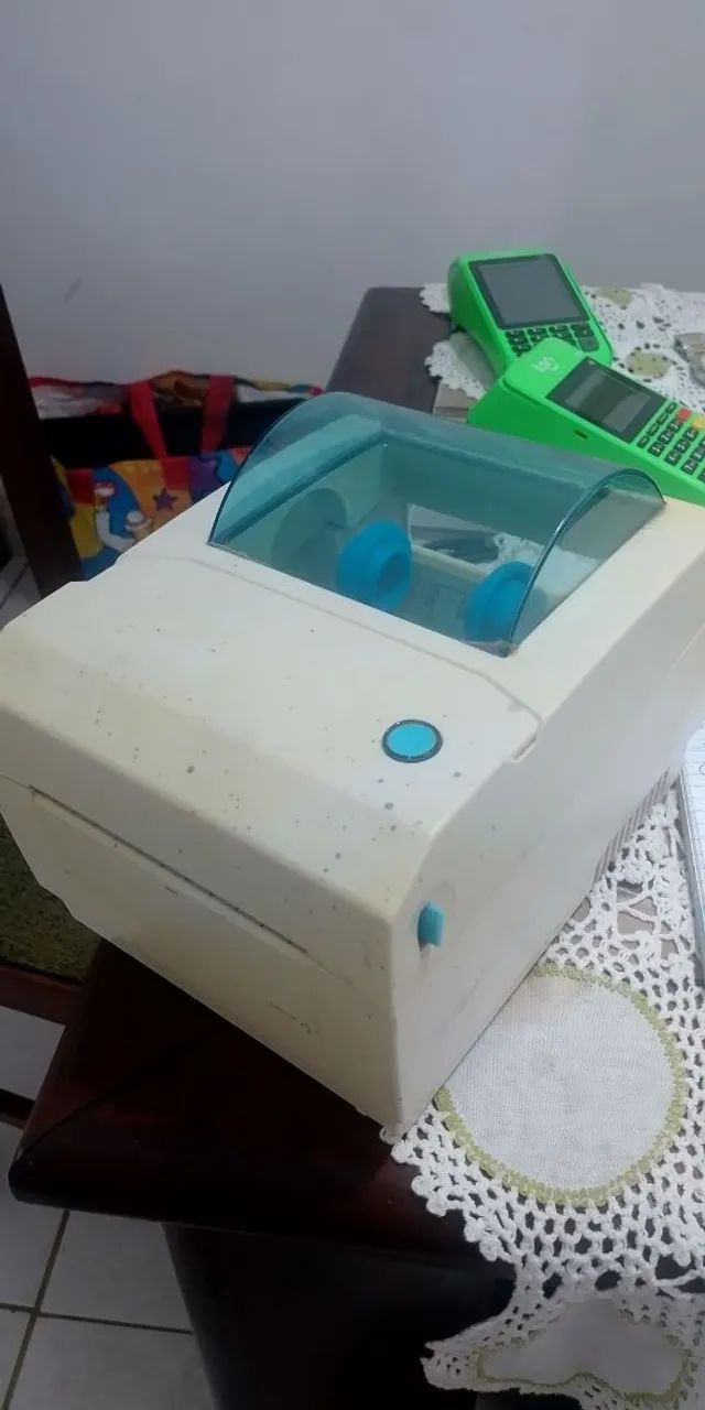 Impressora de código de barras e etiquetas de envios