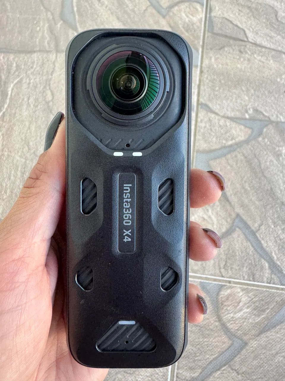 Câmera Insta 360 x4 8k - excelente estado  - Foto 4