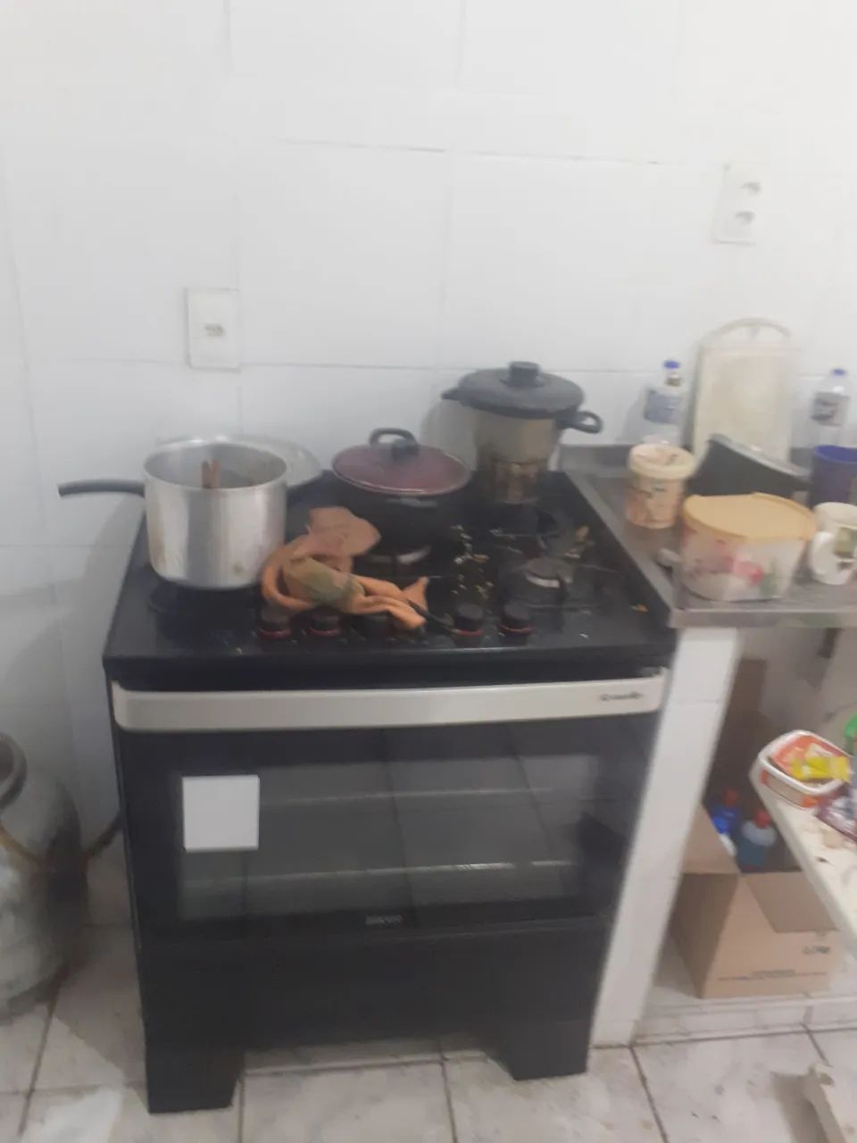 Vendes um fogão 