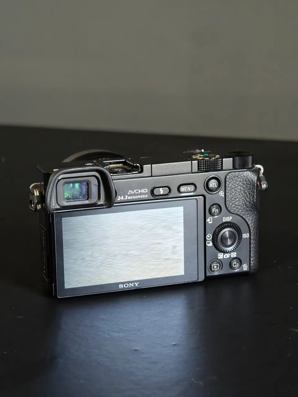 Sony Alpha a6000 - Foto 2