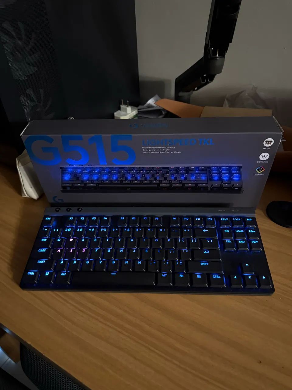 TECLADO MECÂNICO LOGITECH G515 TLK WIRELESS - Foto 2