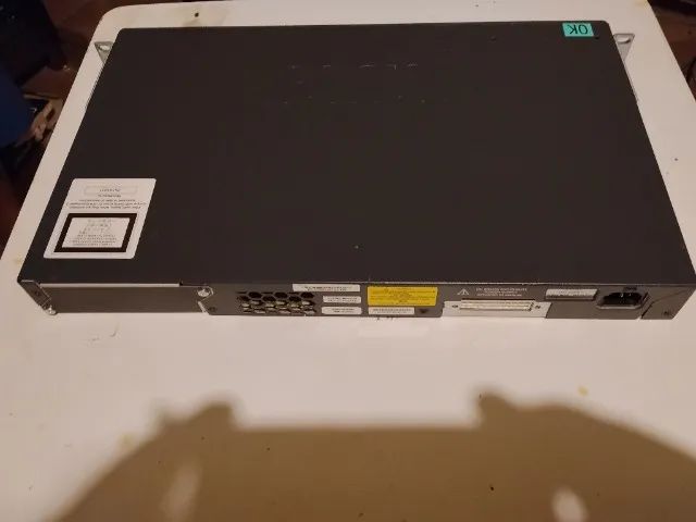 Switch Cisco Catalyst 2960X 24 Portas Gigabit com 2 Uplinks 10G - Foto 2