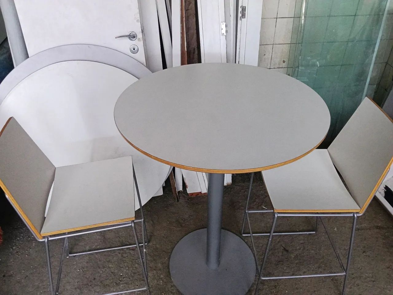 Conjunto Bistrô/ Mesa com banquetas  - Foto 2