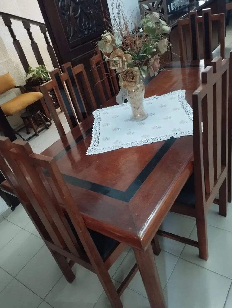 Mesa com 6 cadeiras - Foto 3