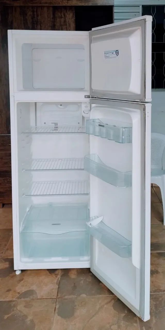 Geladeira Duplex Eletrolux 220vlts  - Foto 2