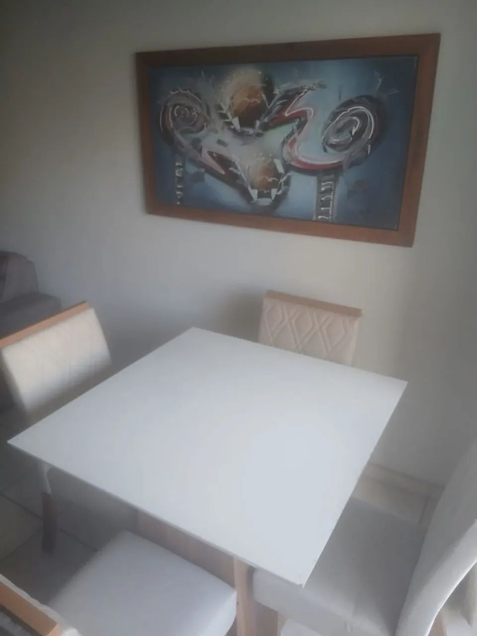 Mesa quadrada de quatro lugares - Foto 5