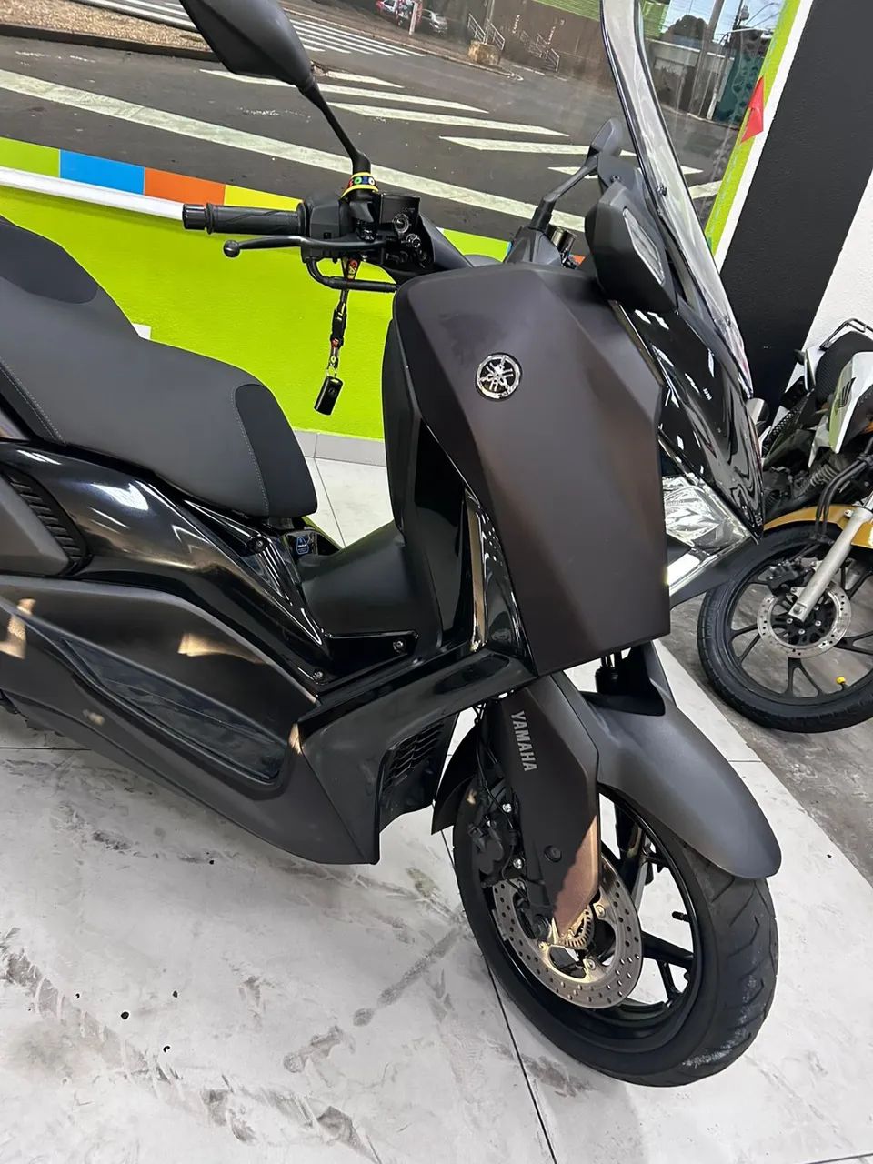 YAMAHA XMAX 300 CONNECTED ABS - Foto 2
