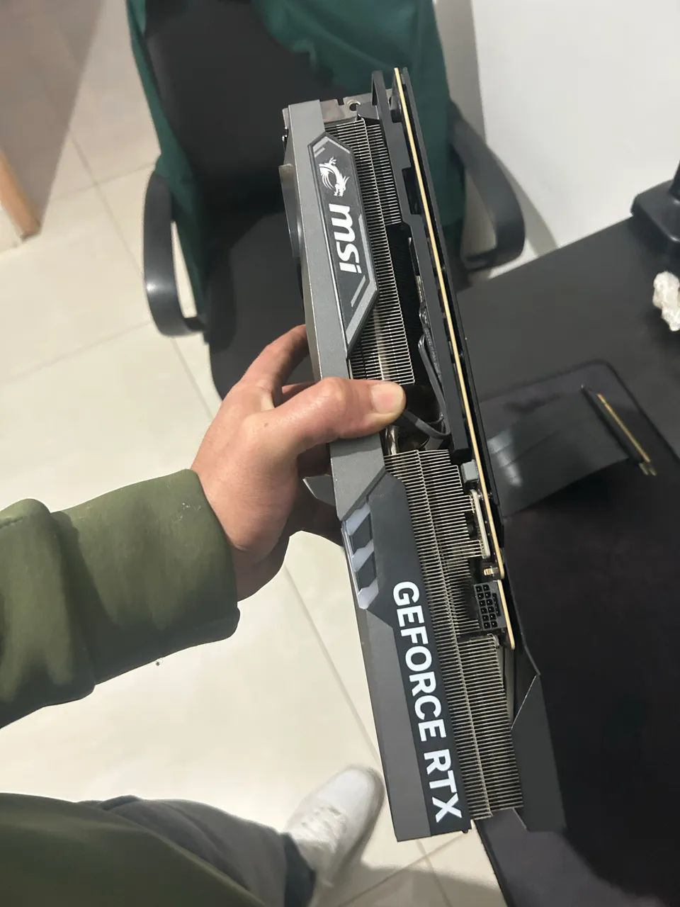 RTX 4080 MSI GAMING TRIO + CABO SUPORTE VERTICAL - Foto 3