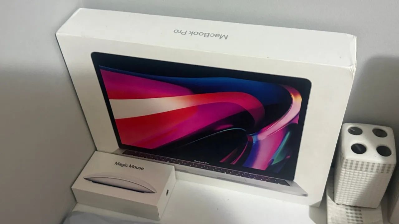 MacBook ? pro m1 2020 - Notebooks - Azenha, Porto Alegre