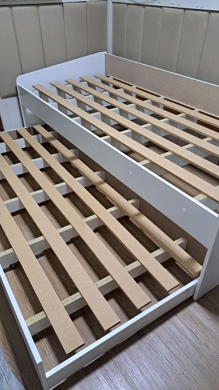 Vende-se cama de solteiro com auxiliar. Cama nova nunca usada. - Foto 2