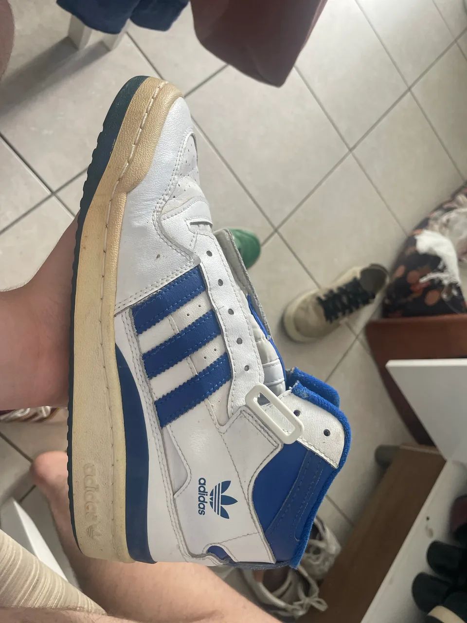Tênis adidas cano alto !!! - Foto 3