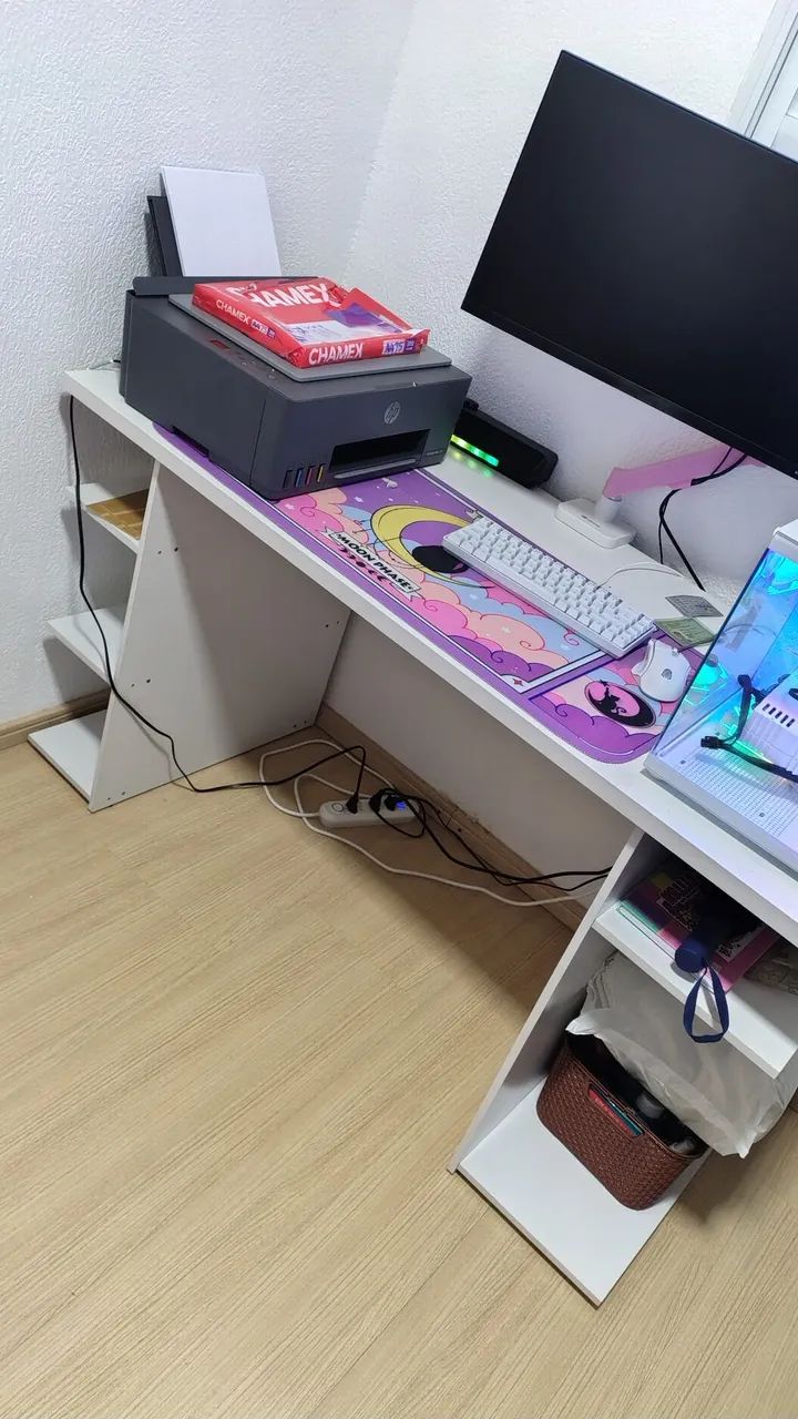 MESA BRANCA COMPUTADOR 