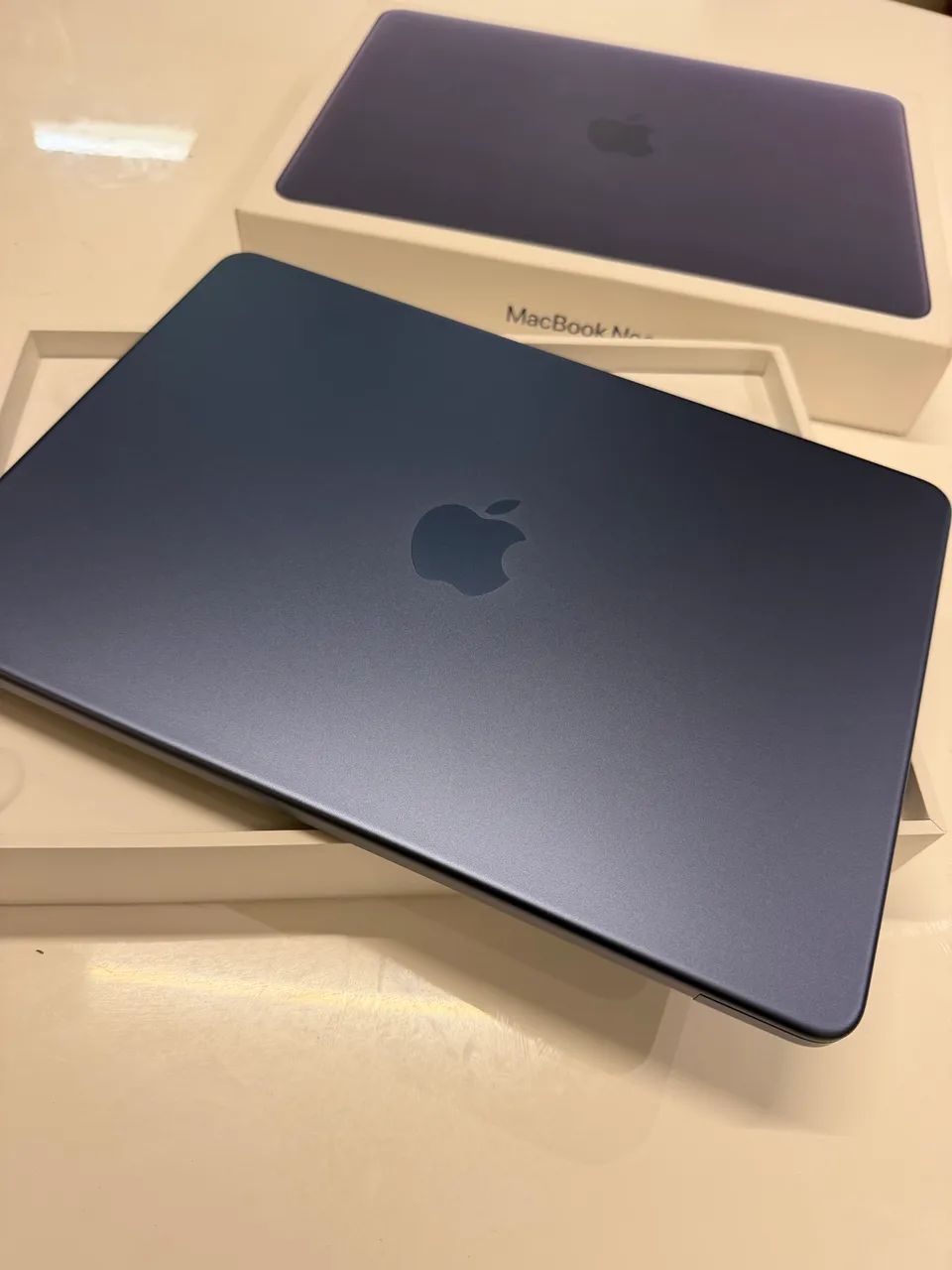 MacBook Neo 512g azul indigo Novo - Notebooks - Abraão