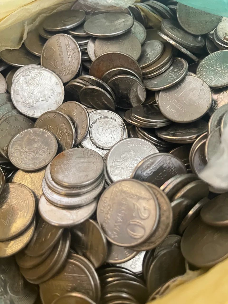 Moedas antigas muitas  - Foto 2