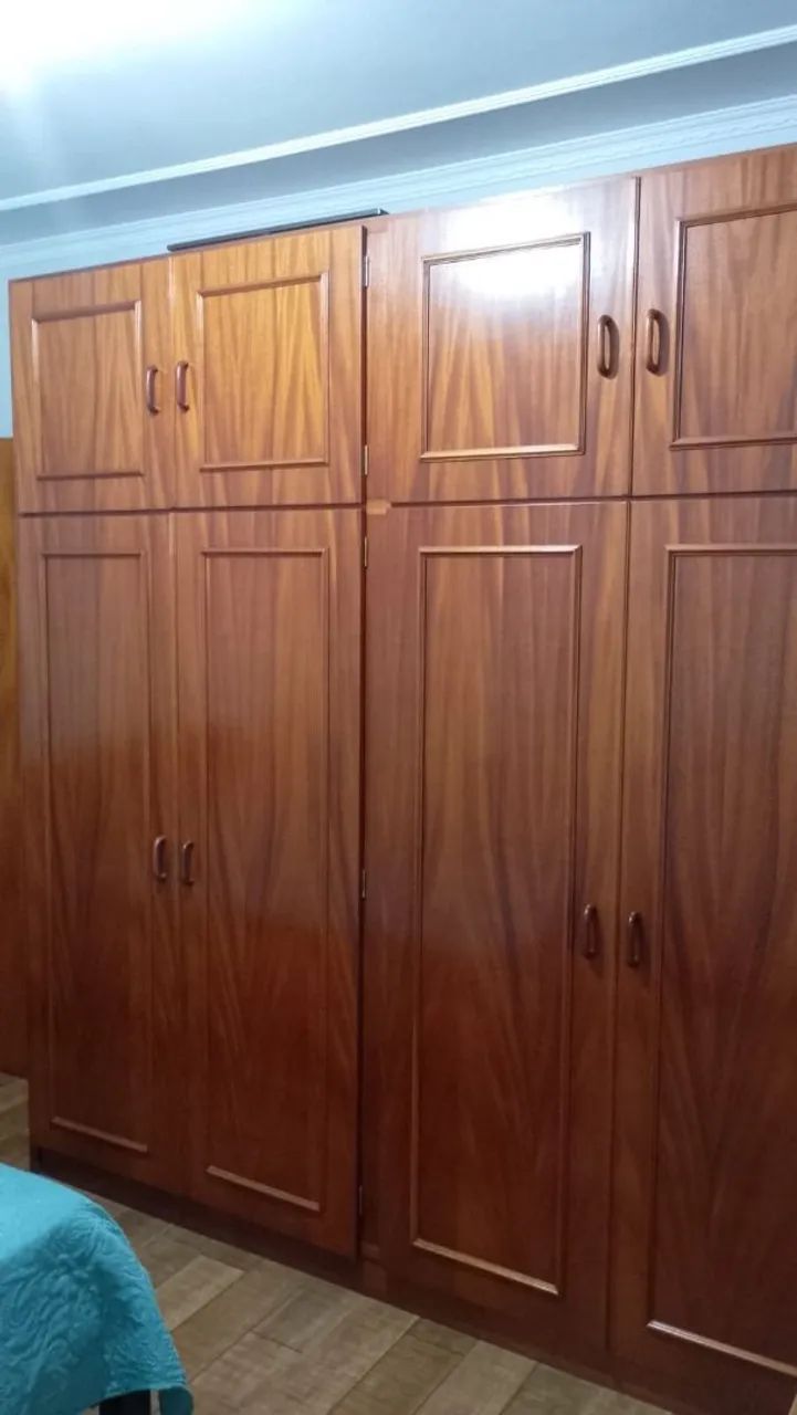 Jogo de quarto guarda roupa e cama - Foto 2