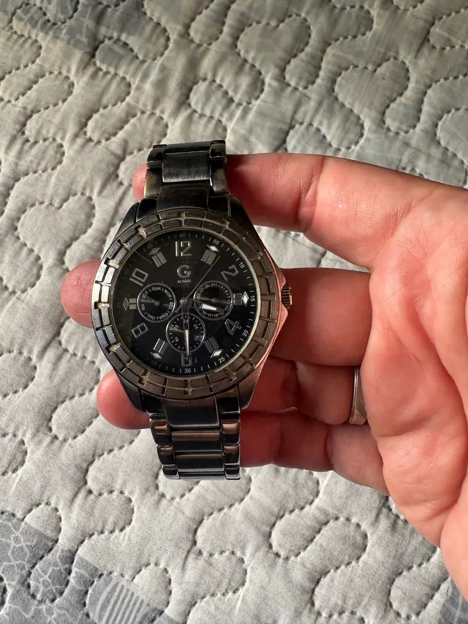 Relogio GUESS original cromado com preto - Foto 2