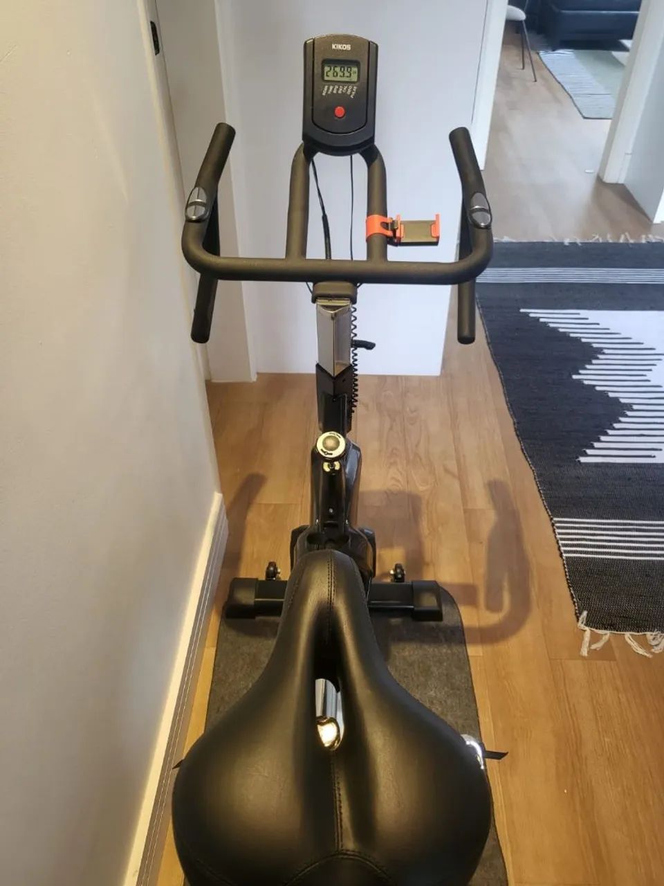 Bicicleta Ergométrica Spinning Kikos F7i - Foto 3