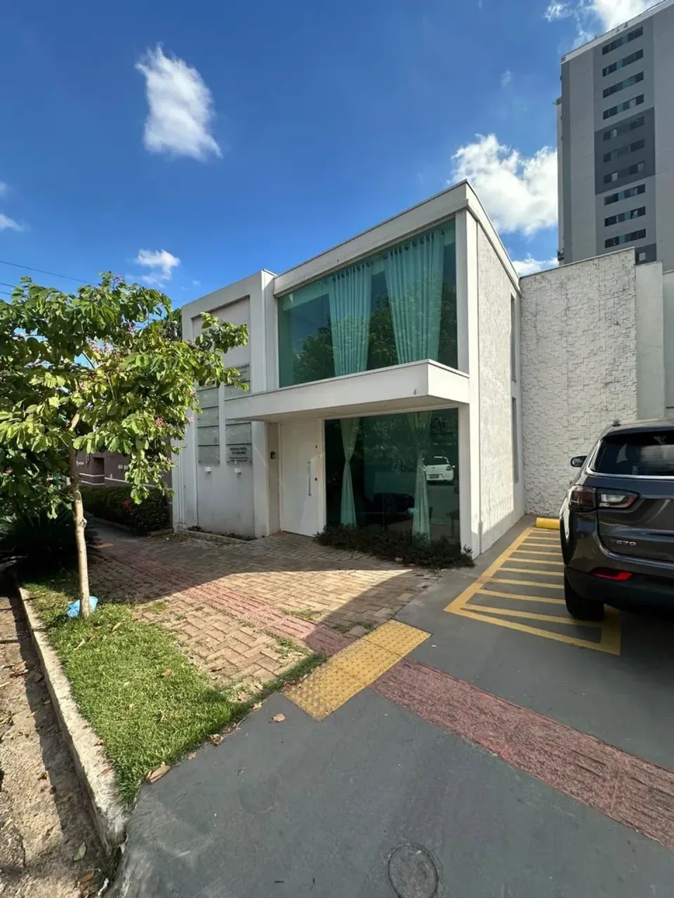 Consultório para aluguel em clínica médica - Centro
