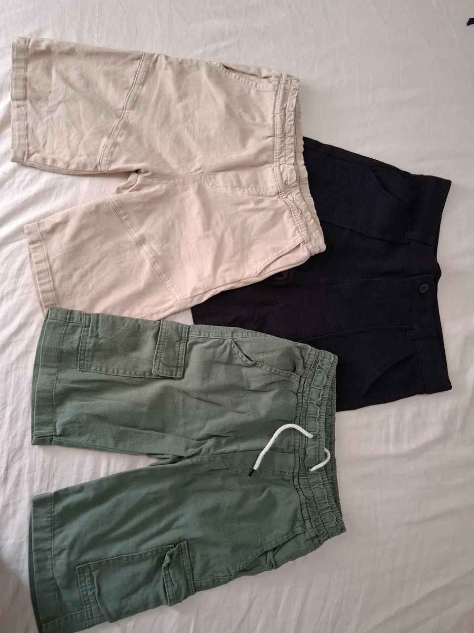 Bermudas Cargo semi novas