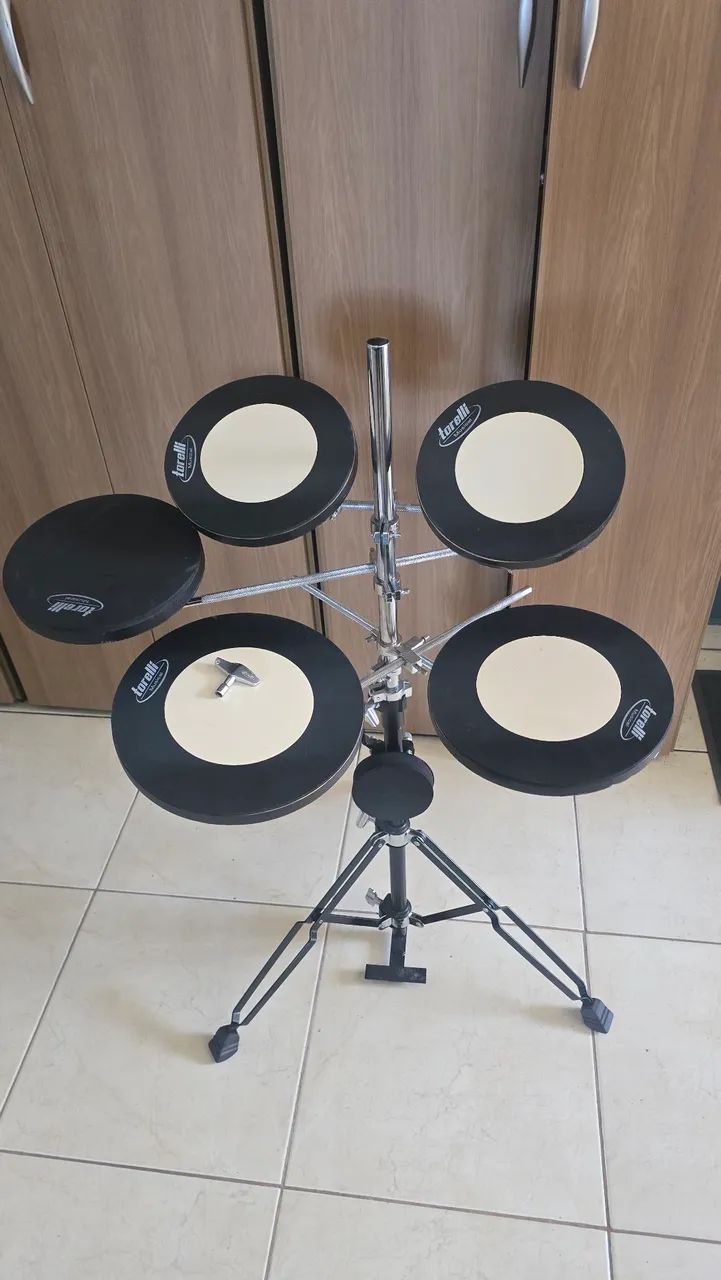 Praticável de bateria Torelli 
