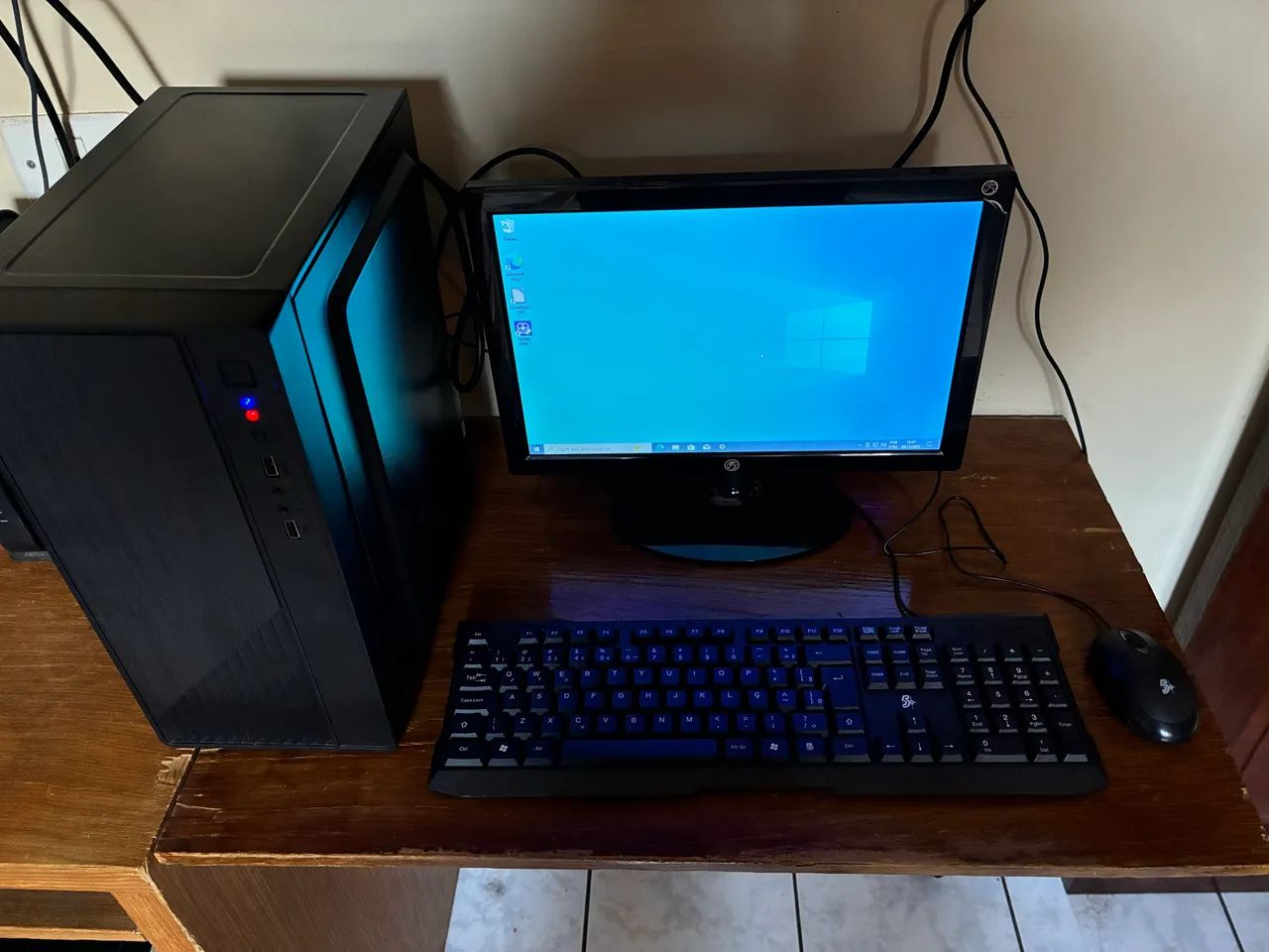 Monitor LED 15,4 Polegadas - Foto 2