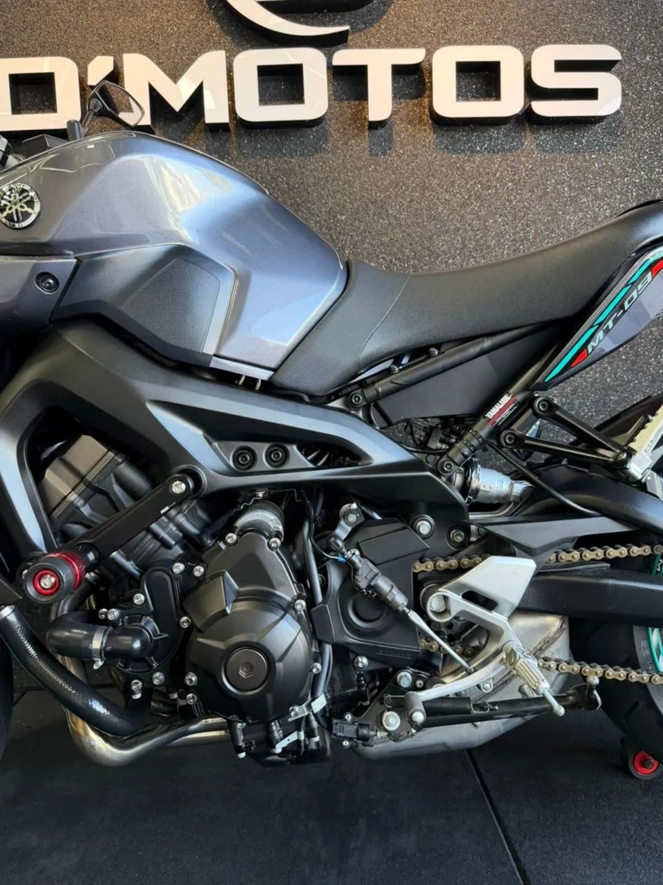 Mt 09 - 4500 km - Foto 2