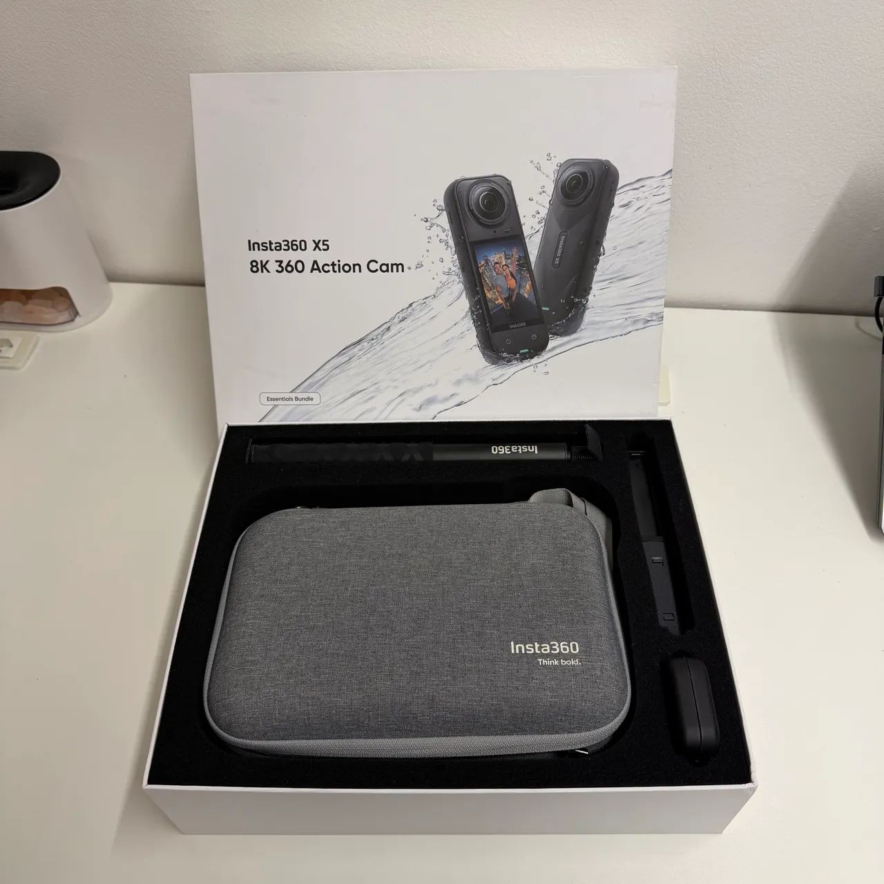Insta 360 X5 Essential Bundle  - Foto 2