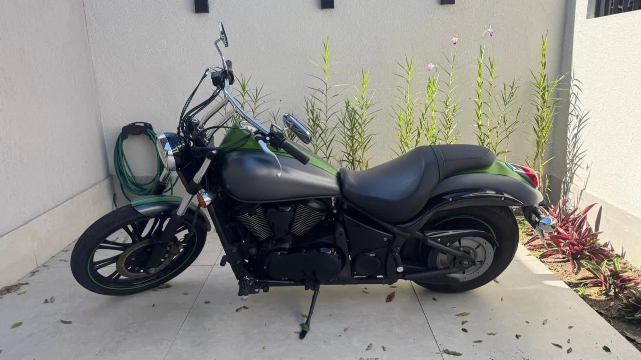 Kawasaki Vulcan 900 Custom  - Foto 5