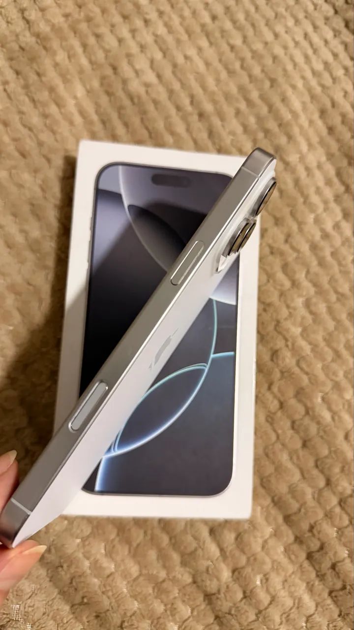 Iphone 16 pro max 256 saúde bateria 99%