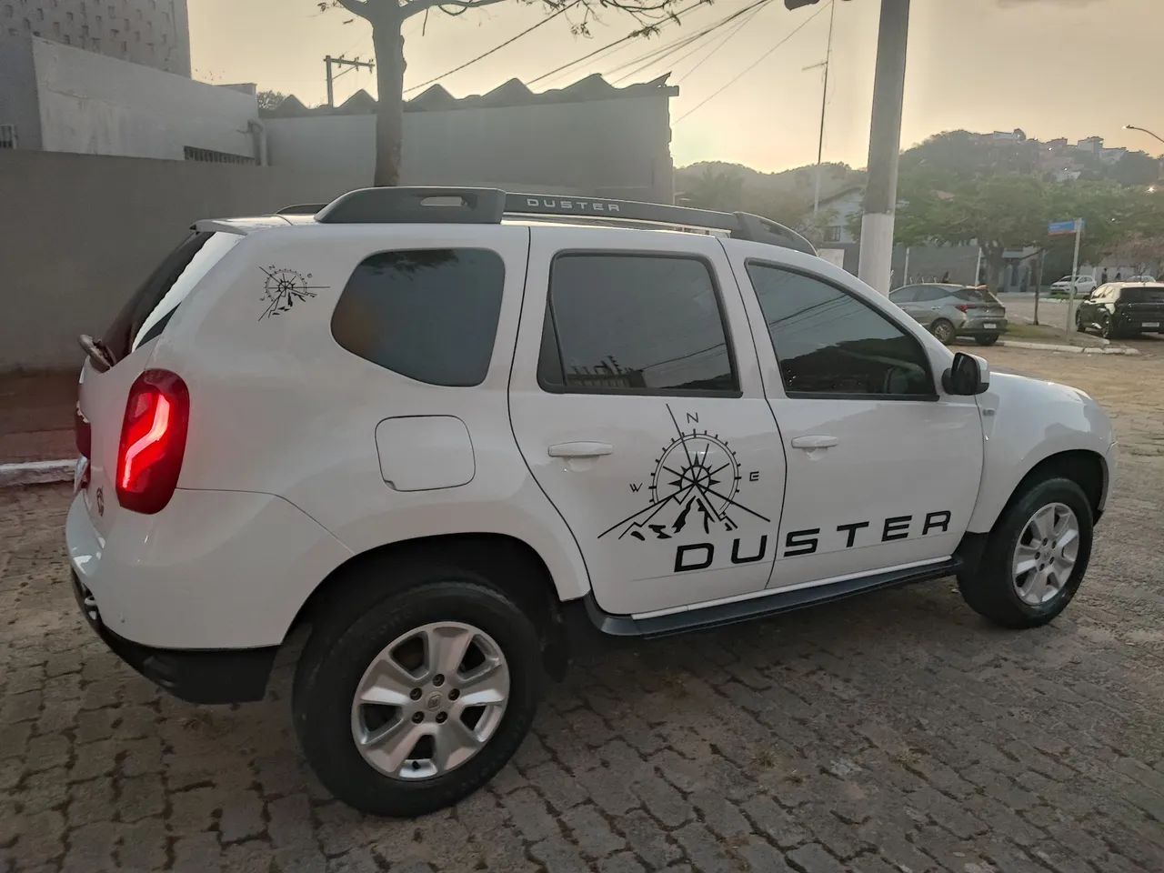Renault Duster Expression 1.6 Hi-flex 16V Mec. 2020 - Foto 2