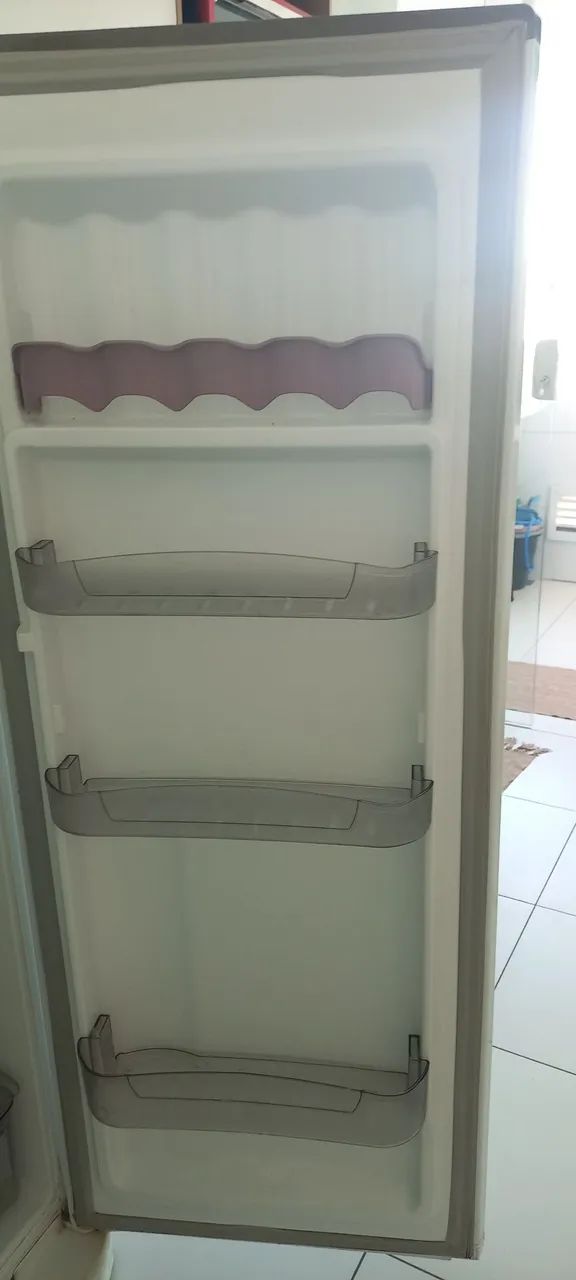 Geladeira 220 volts - Foto 4