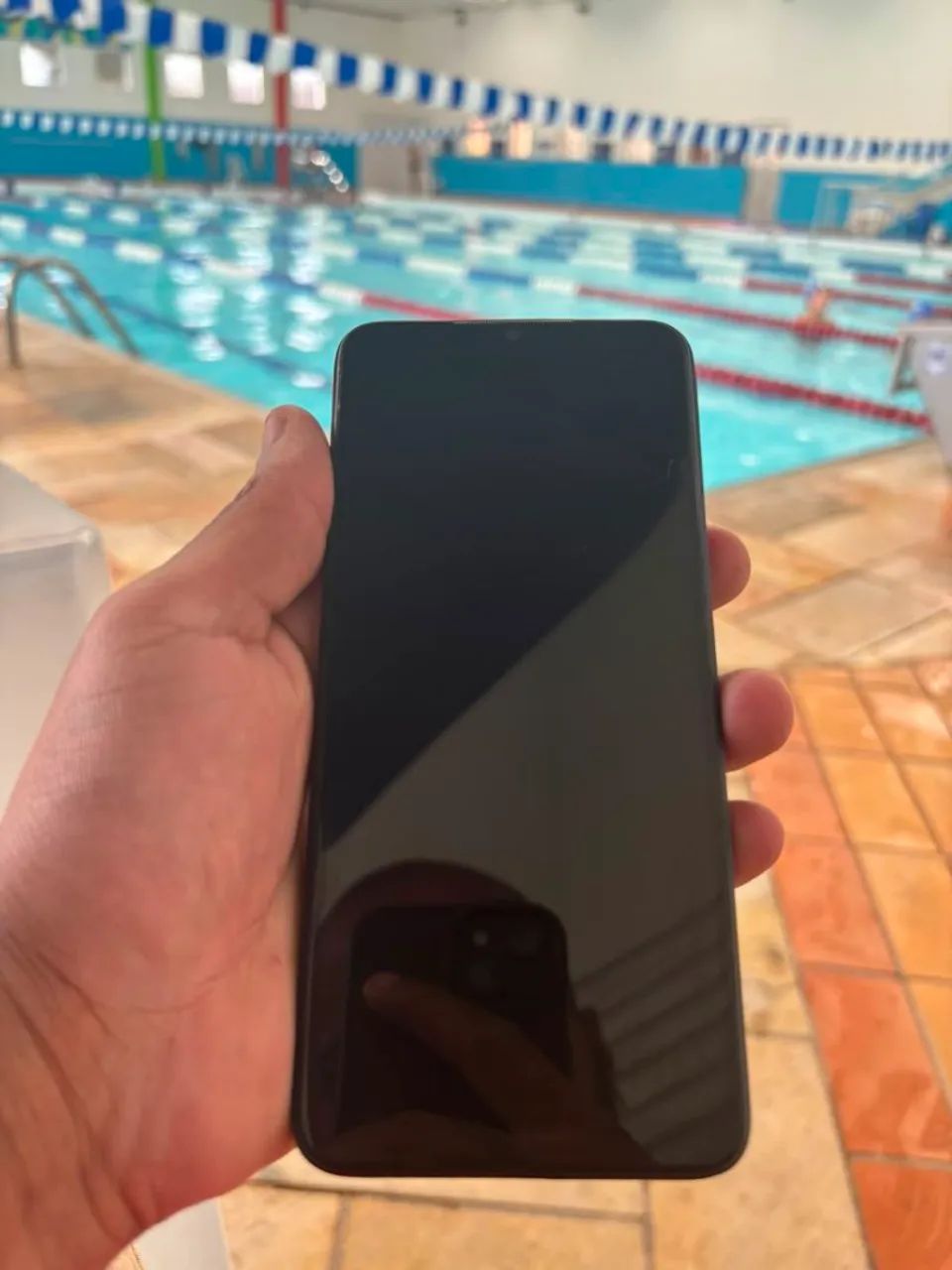 Celular semi-novo infinix hot 30i
