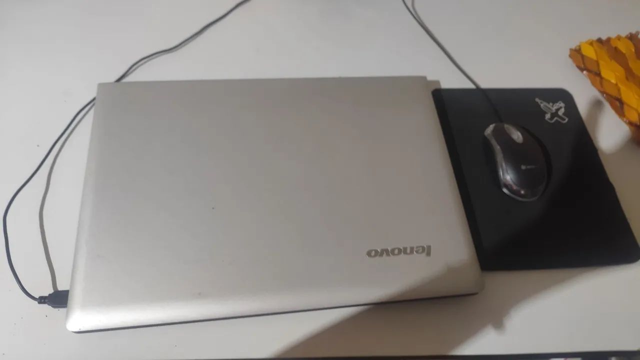 Notebook Lenovo  - Foto 2