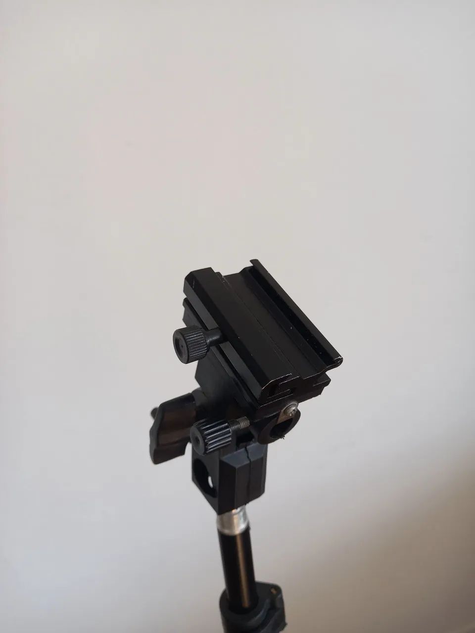 KIT Estudio Fotográfico (sombrinhas + tripé) - Foto 3