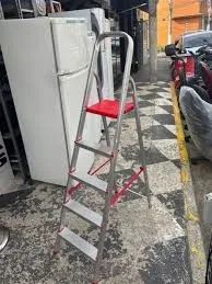  ESCADA DE ALUMINIO 